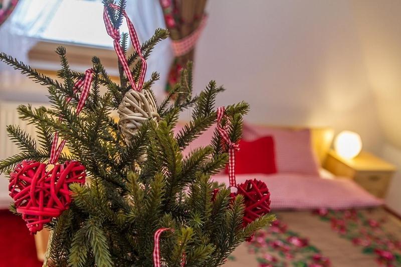 Folk Resort Domki I Apartamenty Murzasichle Ruang foto